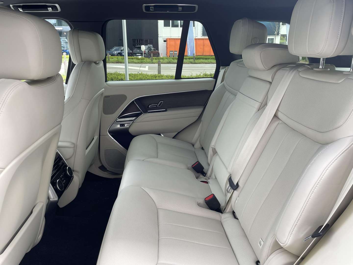Land Rover Range Rover P460e SE EDITION - 2025 - Joinsteer - #26