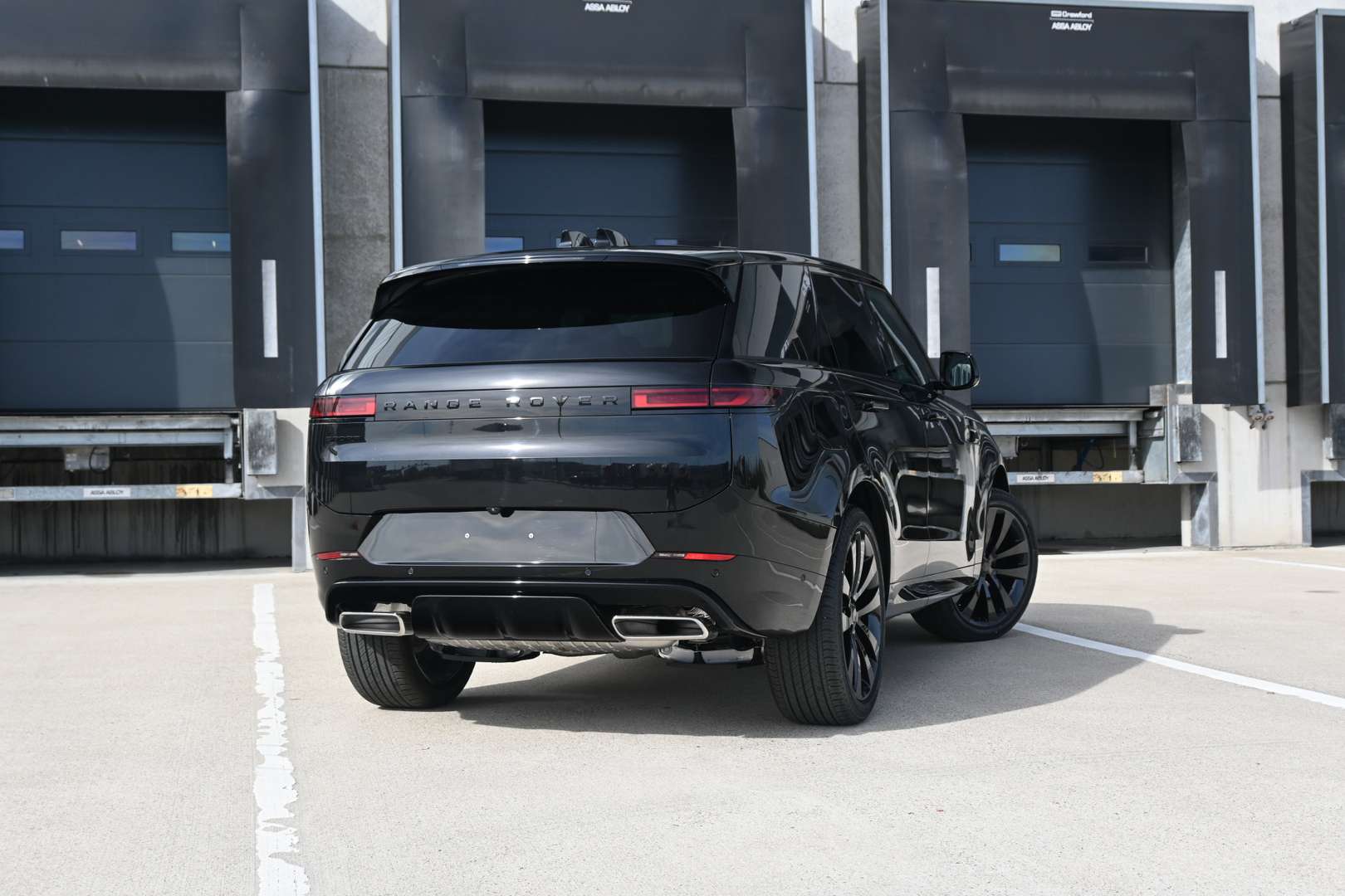 Land Rover Range Rover Sport Santorini Momentum Edition 3.0 P460e PHEV - 2026 - Joinsteer - #2