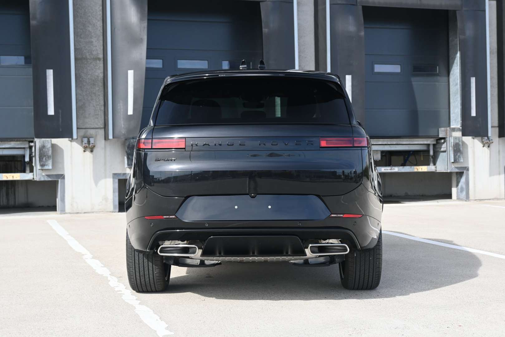 Land Rover Range Rover Sport Santorini Momentum Edition 3.0 P460e PHEV - 2026 - Joinsteer - #7