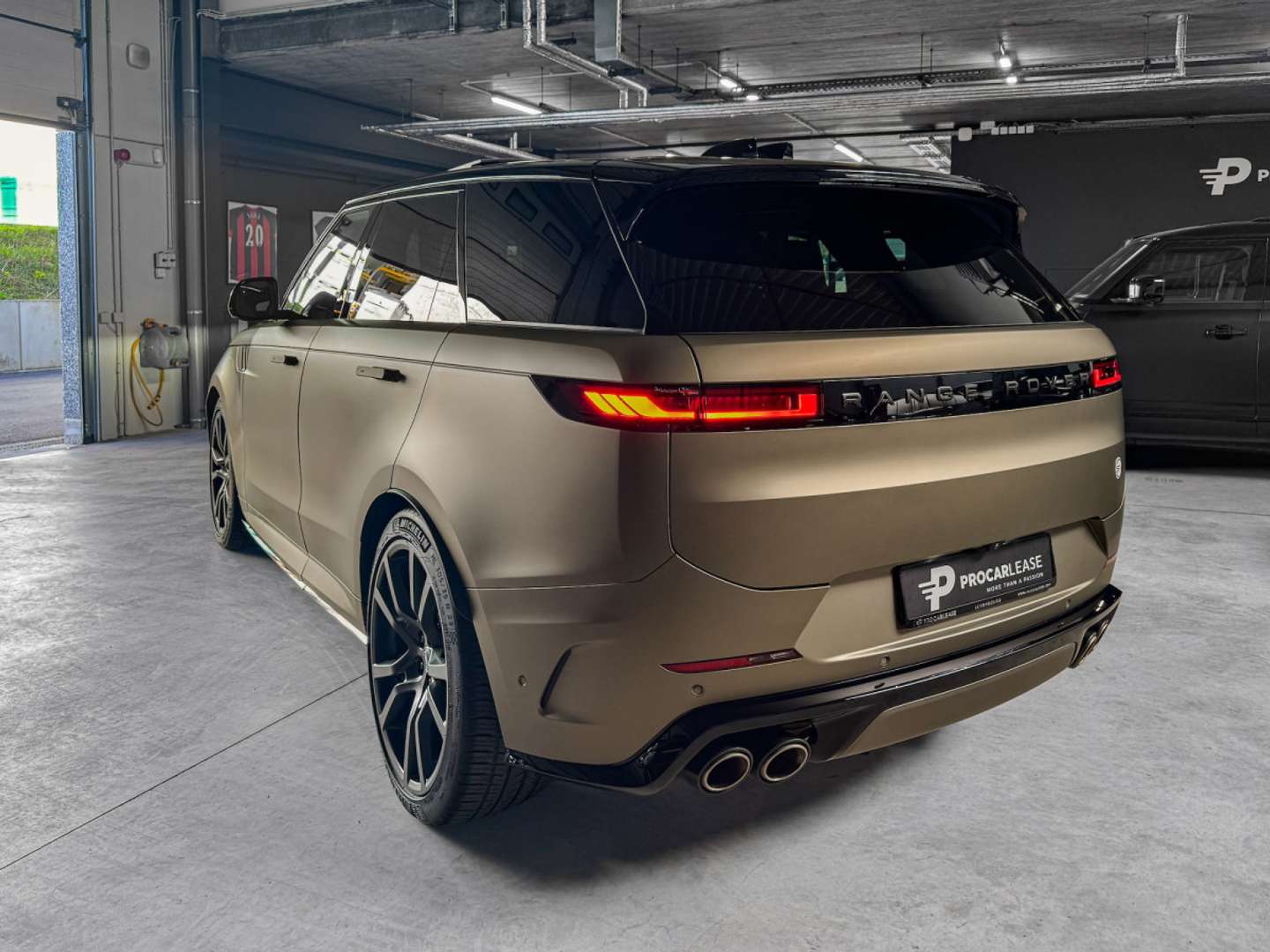 Land Rover Range Rover Sport SV EDITION ONE CARBON BRONZE V8 4.4 - 2024 - Joinsteer - #5