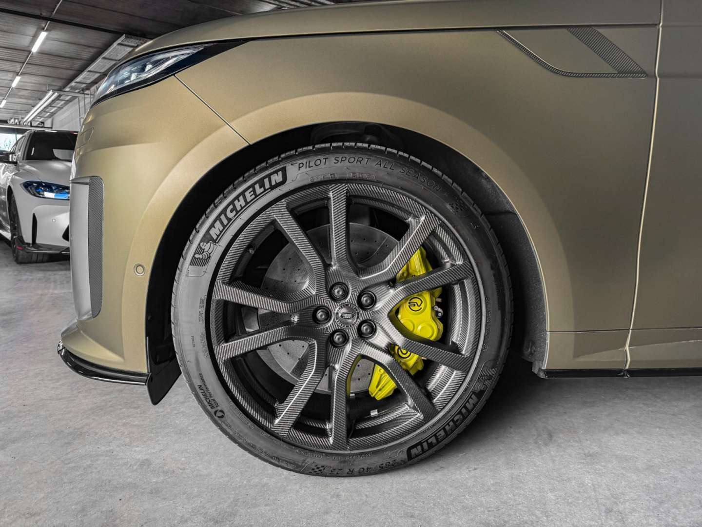 Land Rover Range Rover Sport SV EDITION ONE CARBON BRONZE V8 4.4 - 2024 - Joinsteer - #17