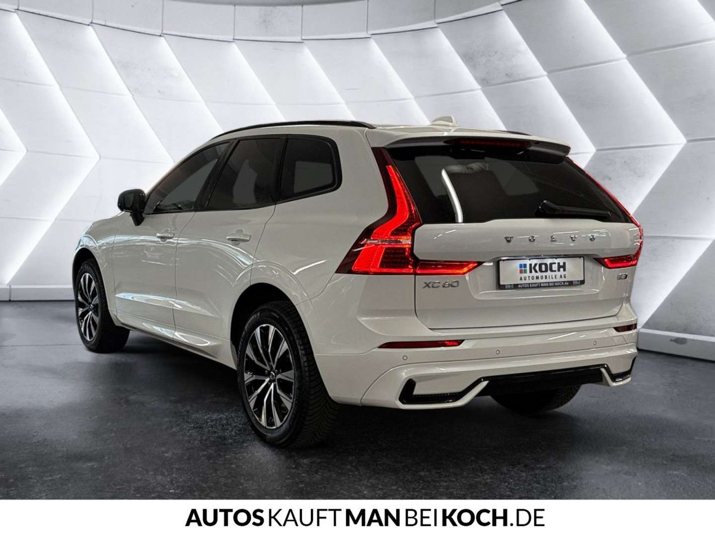 Volvo XC60 B5 Plus - 2024 - Joinsteer - #2