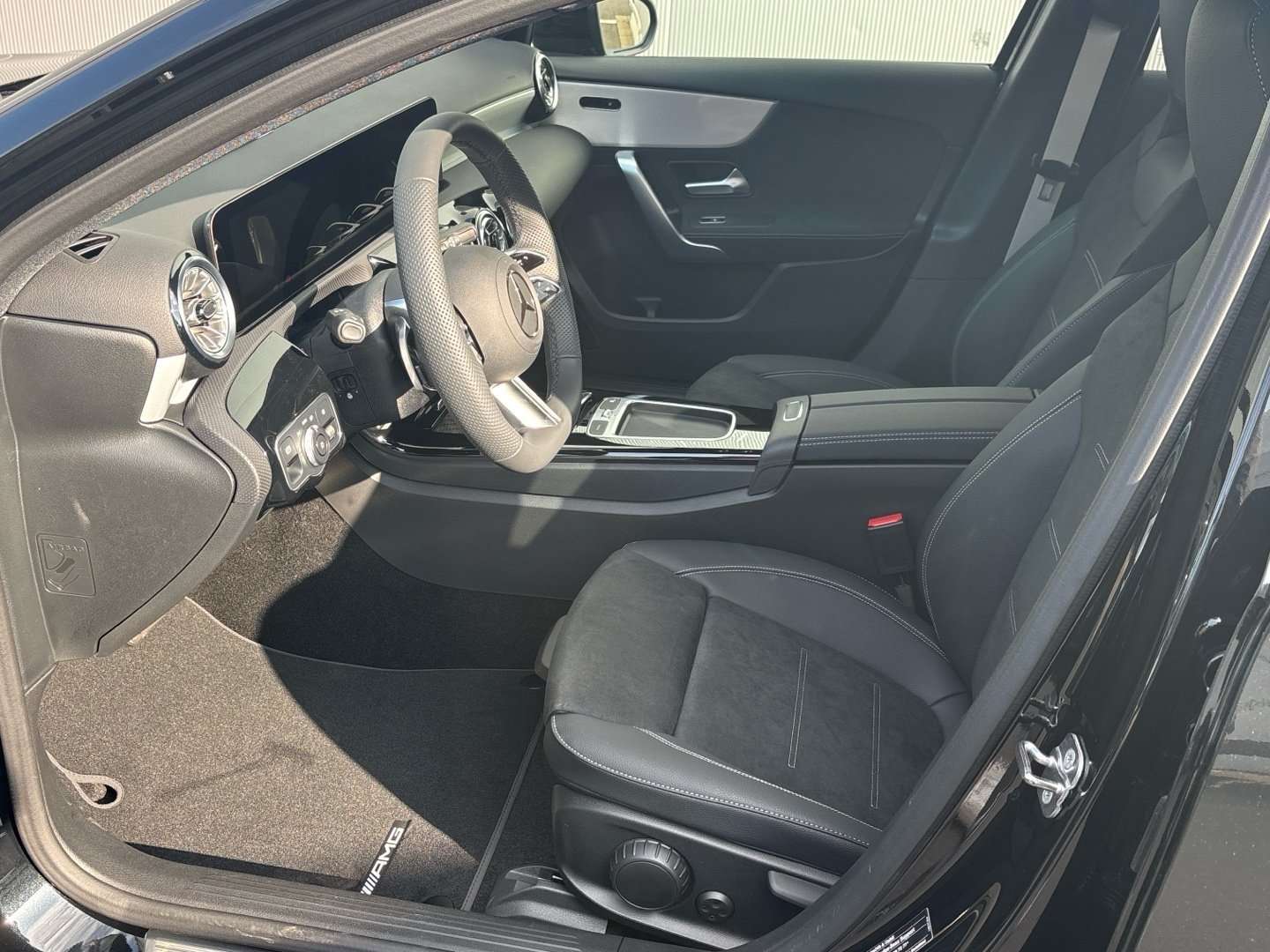 Mercedes Classe A 200 Night Edition - 2026 - Joinsteer - #10