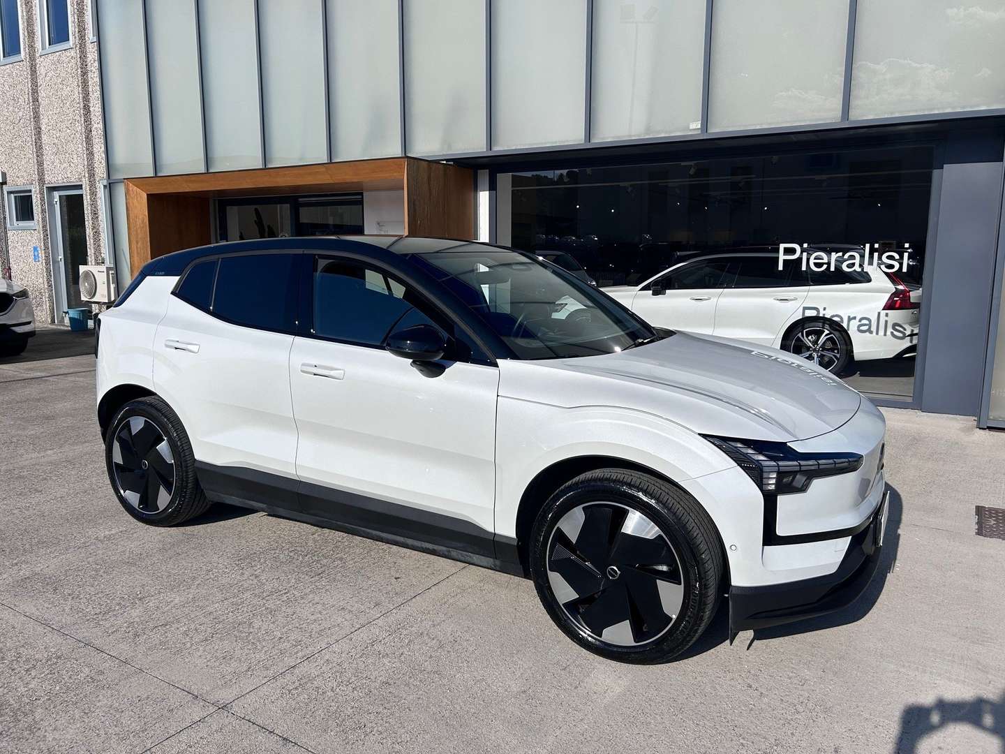 Volvo EX30 TWIN MOTOR PERFORMANCE - 2023 - Joinsteer - #2