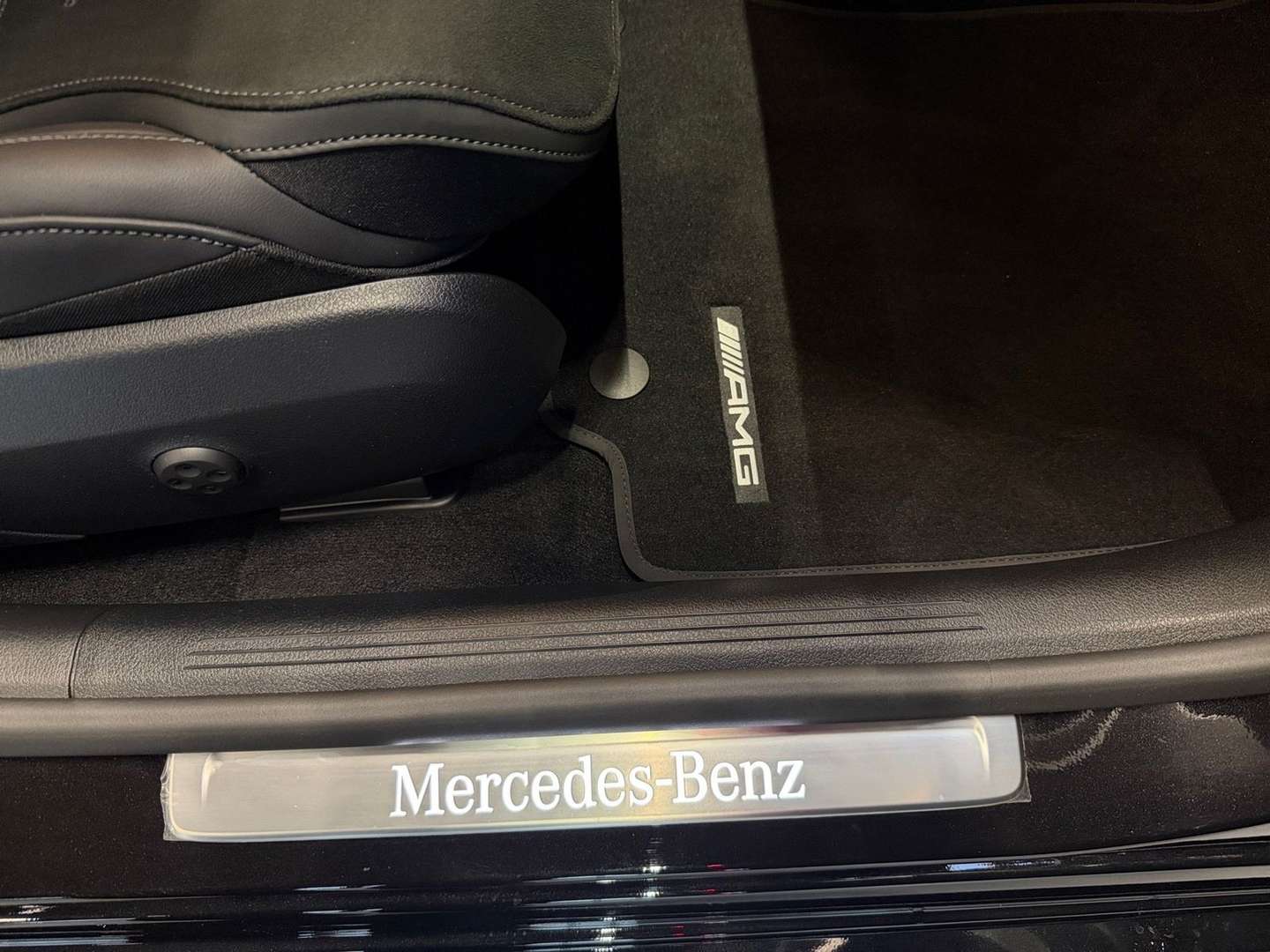 Mercedes Classe C 300 300 Night Edition - 2025 - Joinsteer - #18