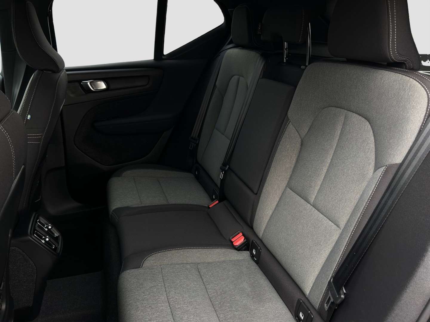 Volvo XC40 B4 Core - 2023 - Joinsteer - #14