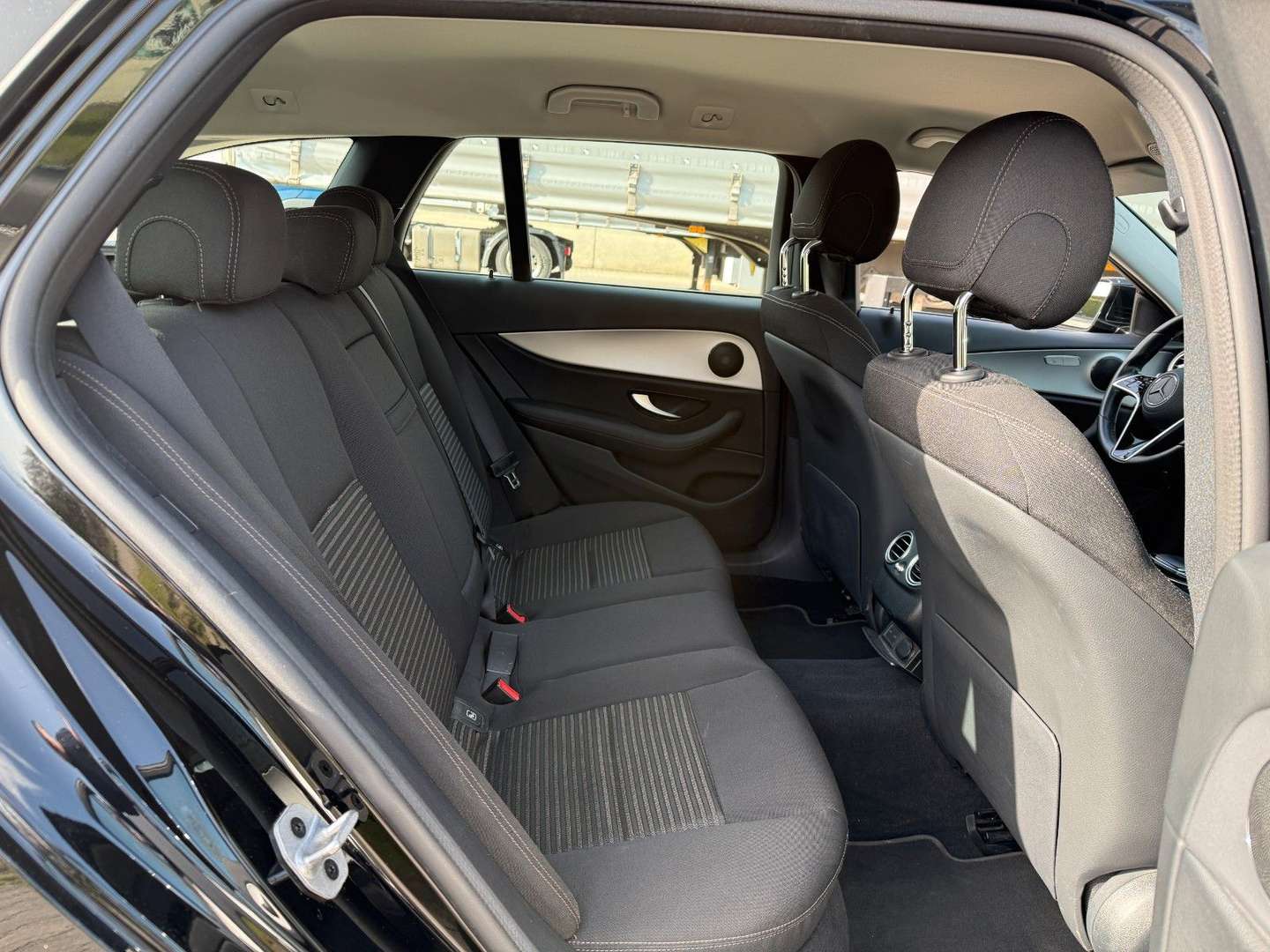 Mercedes Classe E Break 300 Avantgarde - 2022 - Joinsteer - #12