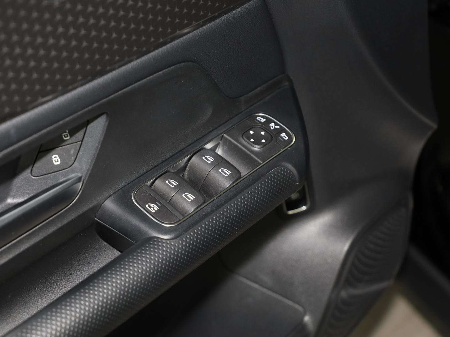 Mercedes GLA 200 - 2024 - Joinsteer - #13