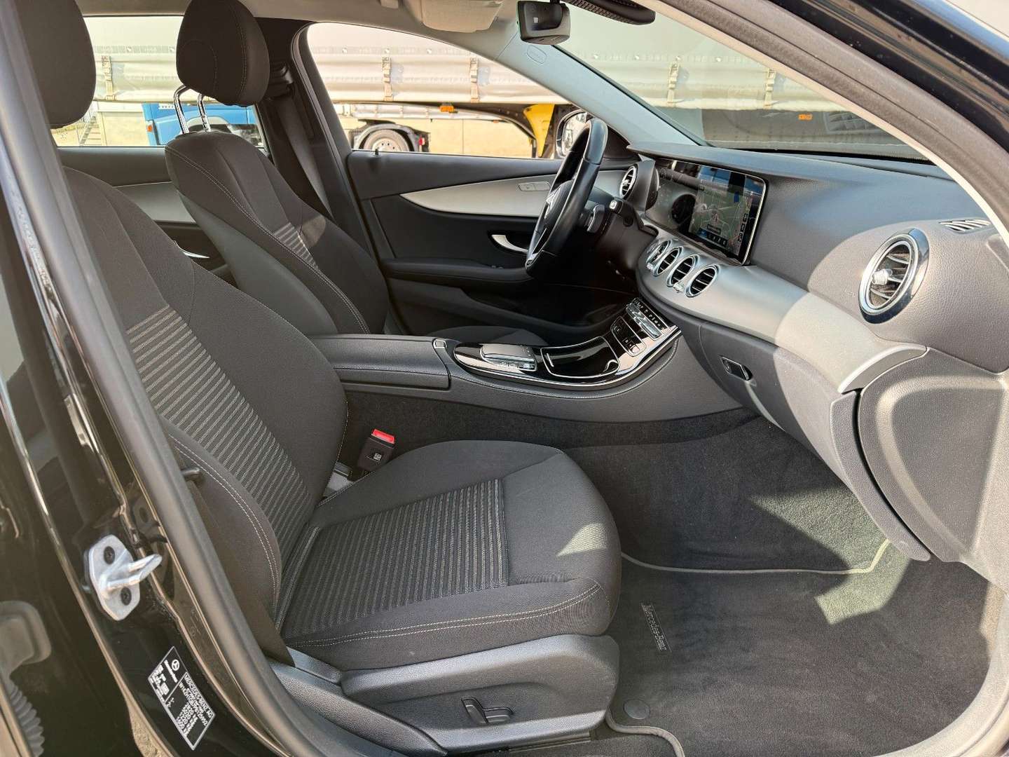 Mercedes Classe E Break 300 Avantgarde - 2022 - Joinsteer - #13