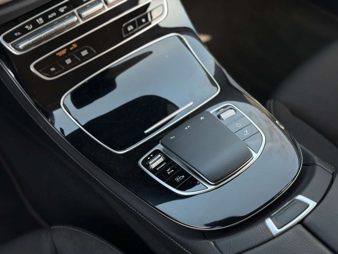 Mercedes Classe E Break 300 Avantgarde - 2022 - Joinsteer - #22
