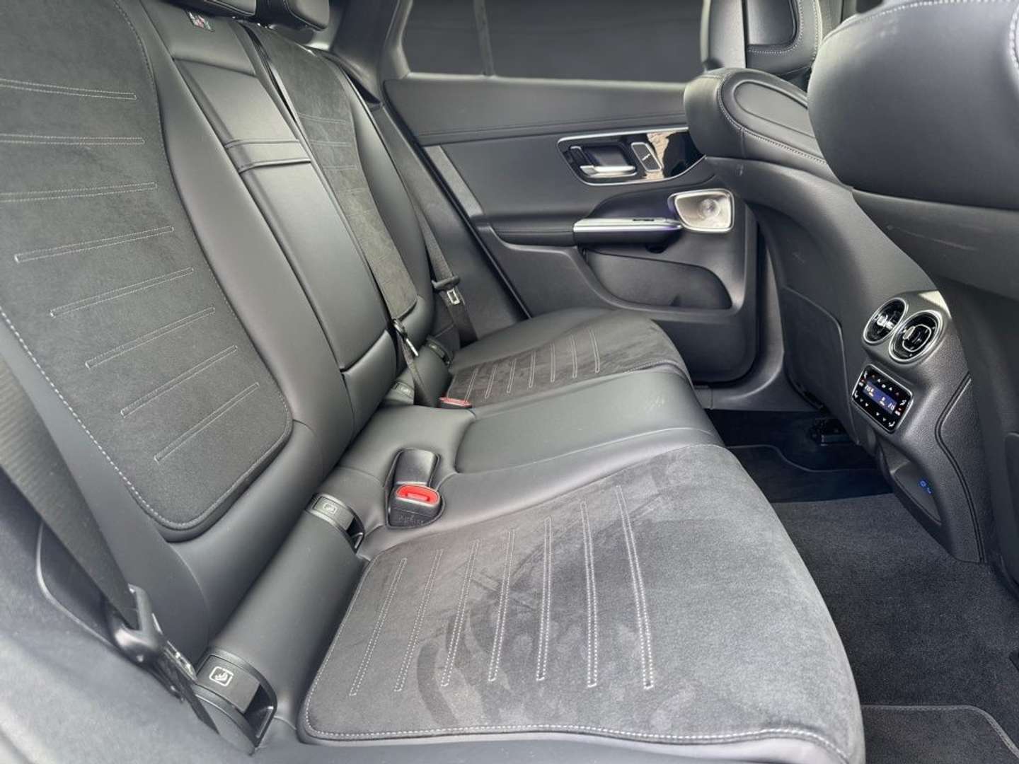 Mercedes GLC 400 E Coupé 400 Night Edition - 2025 - Joinsteer - #4