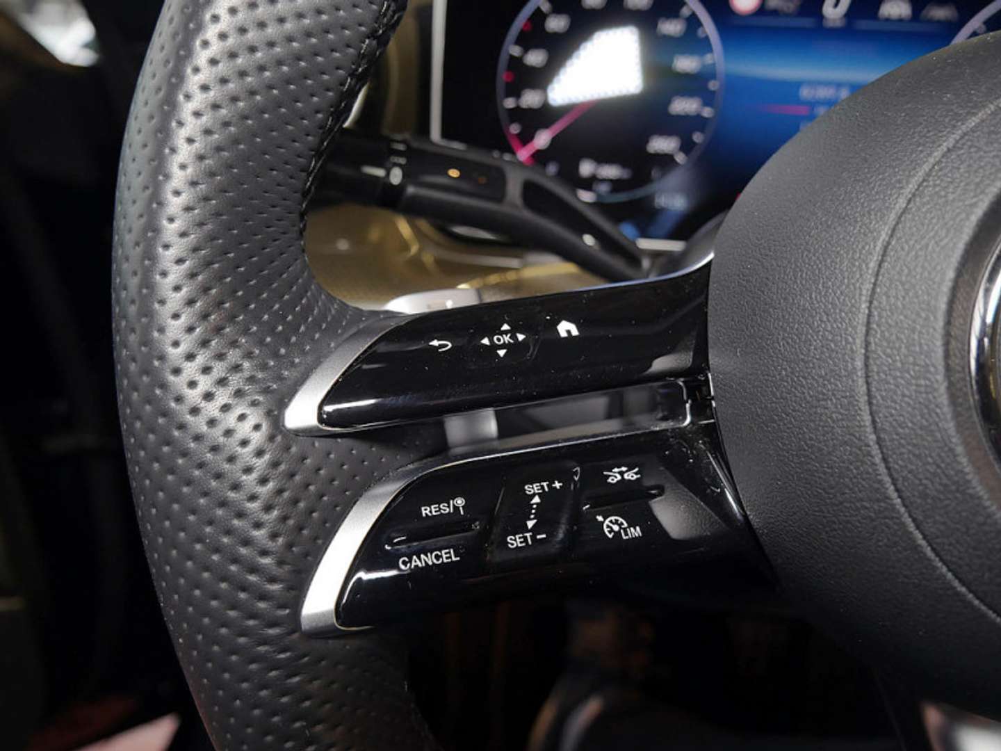 Mercedes CLE Cabriolet 300 AMG Line - 2025 - Joinsteer - #19