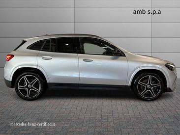 Mercedes GLA 180 AMG Line — photo 5