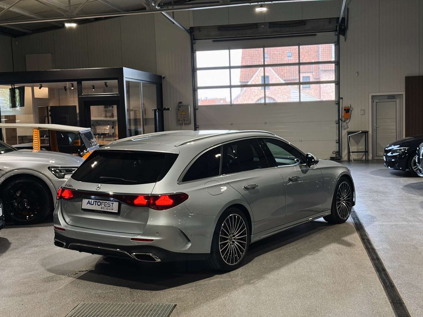 Mercedes Classe E Break 300 AMG Line - 2024 - Joinsteer - #2