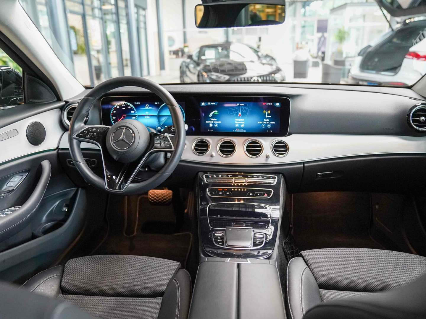 Mercedes Classe E 220 AMG-Line - 2022 - Joinsteer - #12