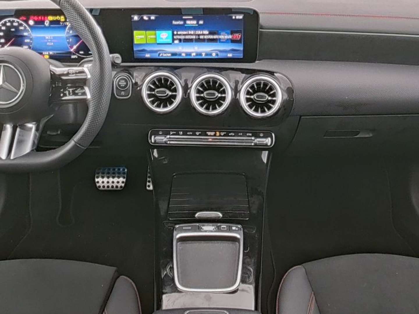 Mercedes CLA 200 200 AMG Line - 2025 - Joinsteer - #5