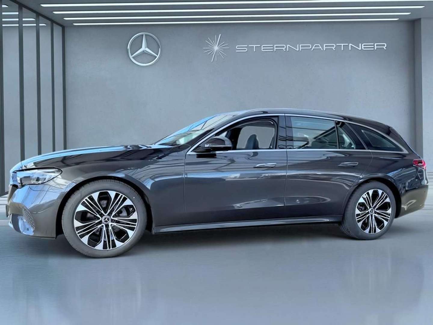 Mercedes Classe E 200 AVANTGARDE - 2025 - Joinsteer - #2