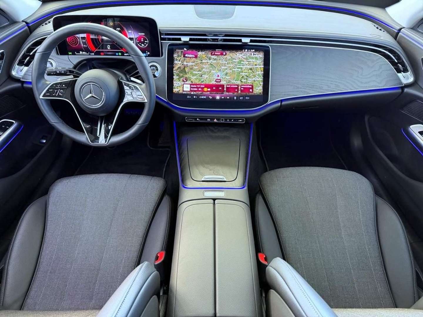 Mercedes Classe E 200 AVANTGARDE - 2025 - Joinsteer - #3
