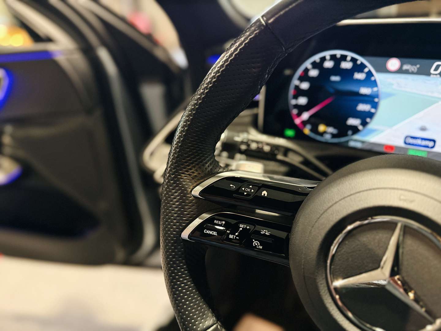 Mercedes Classe E Break 300 AMG Line - 2024 - Joinsteer - #32