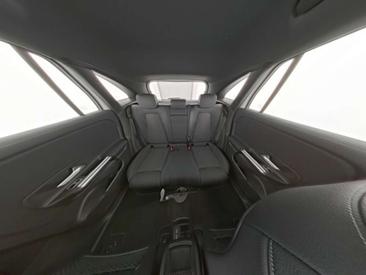 Mercedes EQA 250 Progressive — photo 9