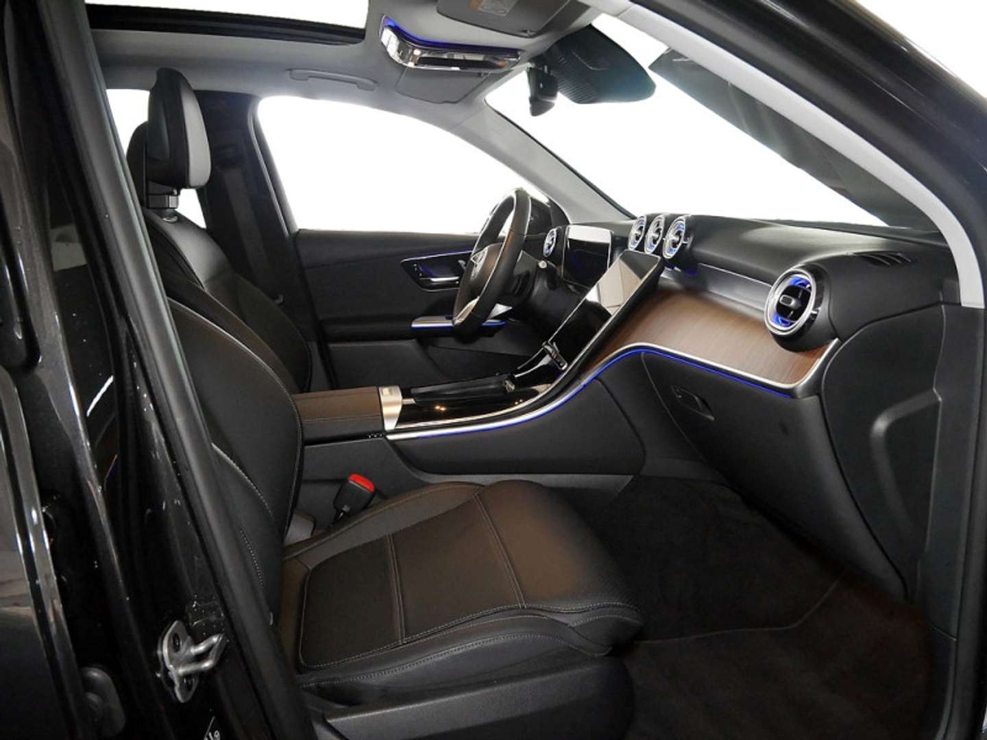 Mercedes GLC 300 Avantgarde - 2025 - Joinsteer - #4