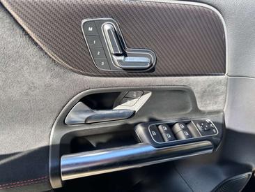 Mercedes GLA 35 AMG 35 Night Edition — photo 18