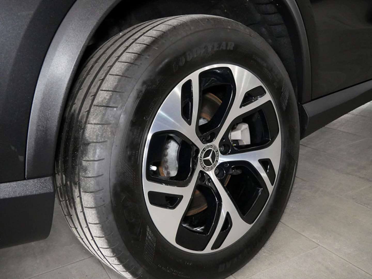 Mercedes GLC 300 Avantgarde - 2025 - Joinsteer - #8