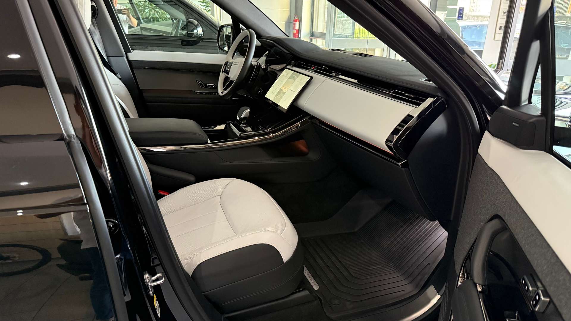 Land Rover Range Rover Sport D250 Dynamic - 2024 - Joinsteer - #4