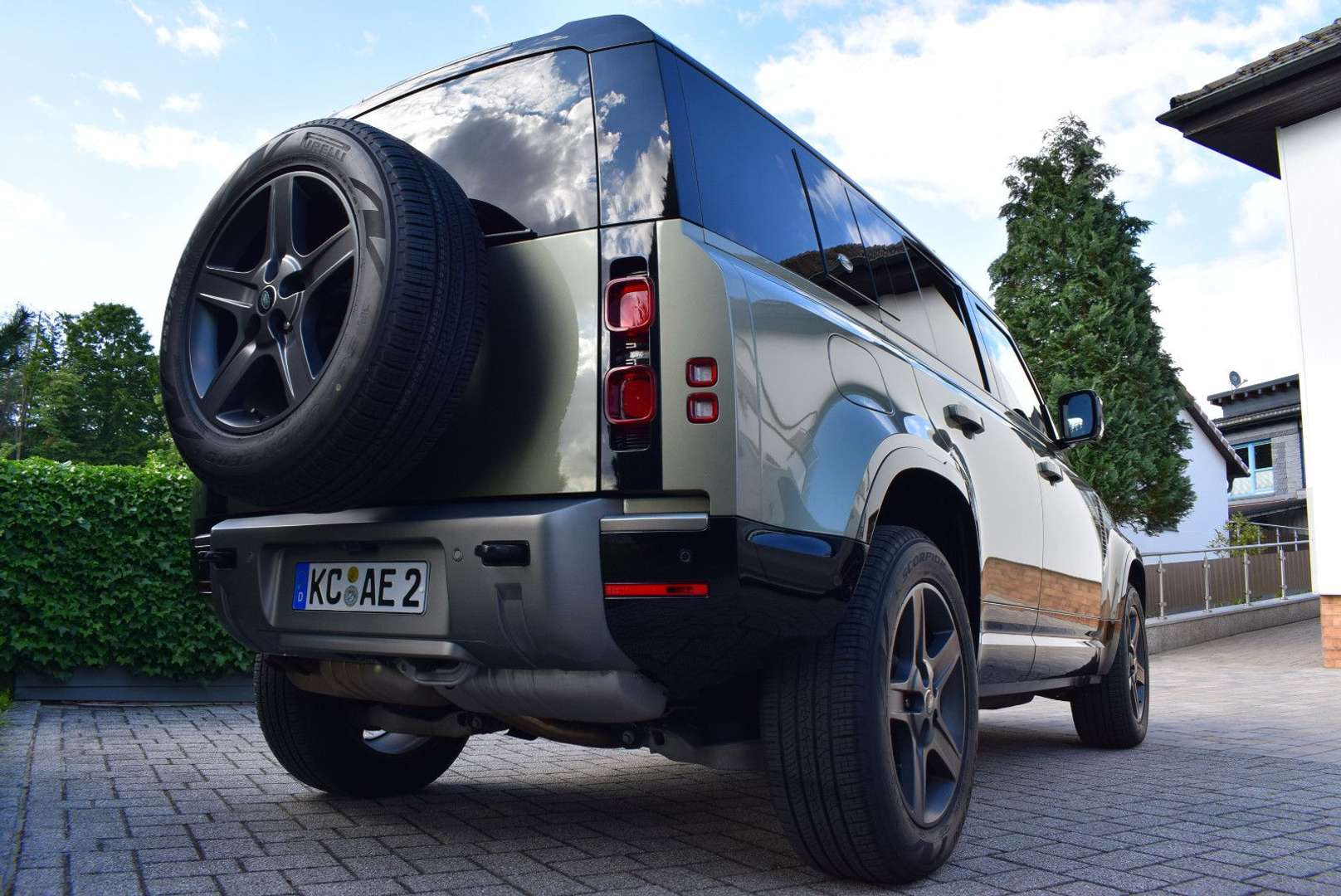 Land Rover Defender 110 D300 X-Dynamic SE - 2023 - Joinsteer - #7