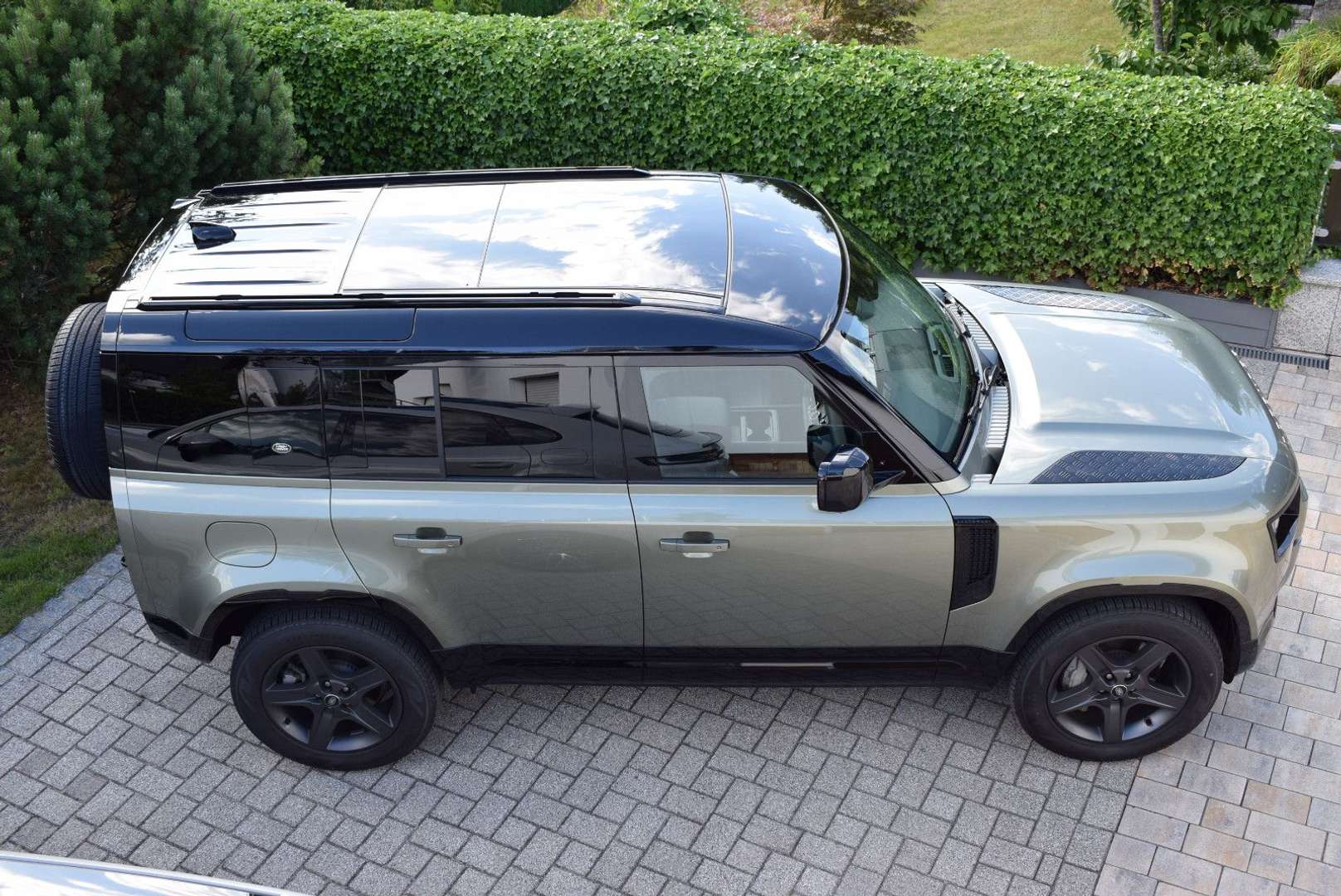 Land Rover Defender 110 D300 X-Dynamic SE - 2023 - Joinsteer - #9