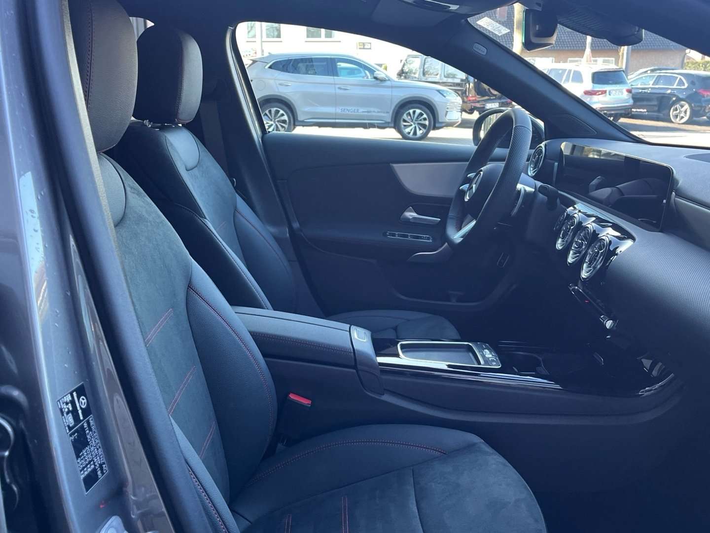 Mercedes Classe A 200 AMG Line - 2025 - Joinsteer - #10