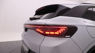 Volkswagen ID.4 Pure — photo 10