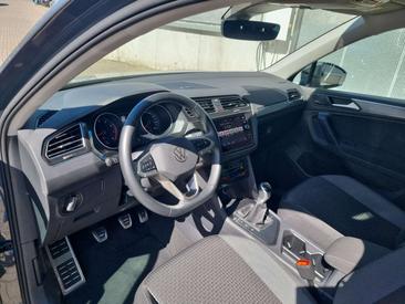 Volkswagen TIGUAN TSI Active — photo 12