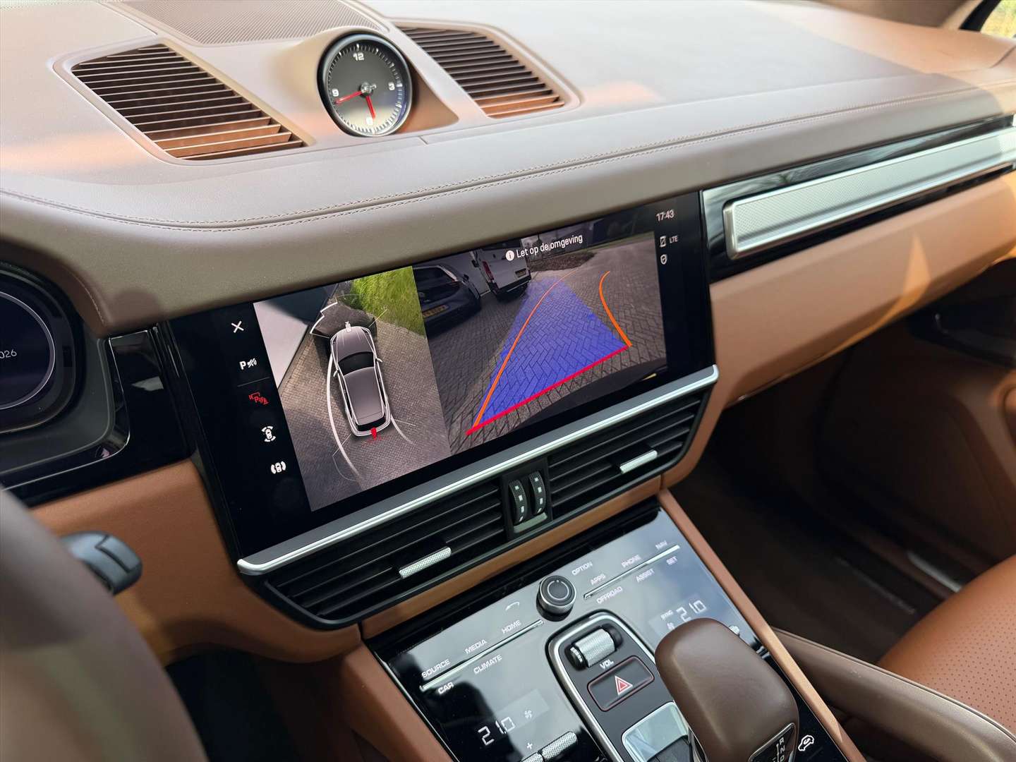 Porsche Cayenne III Turbo S Platinum Edition - 2023 - Joinsteer - #3