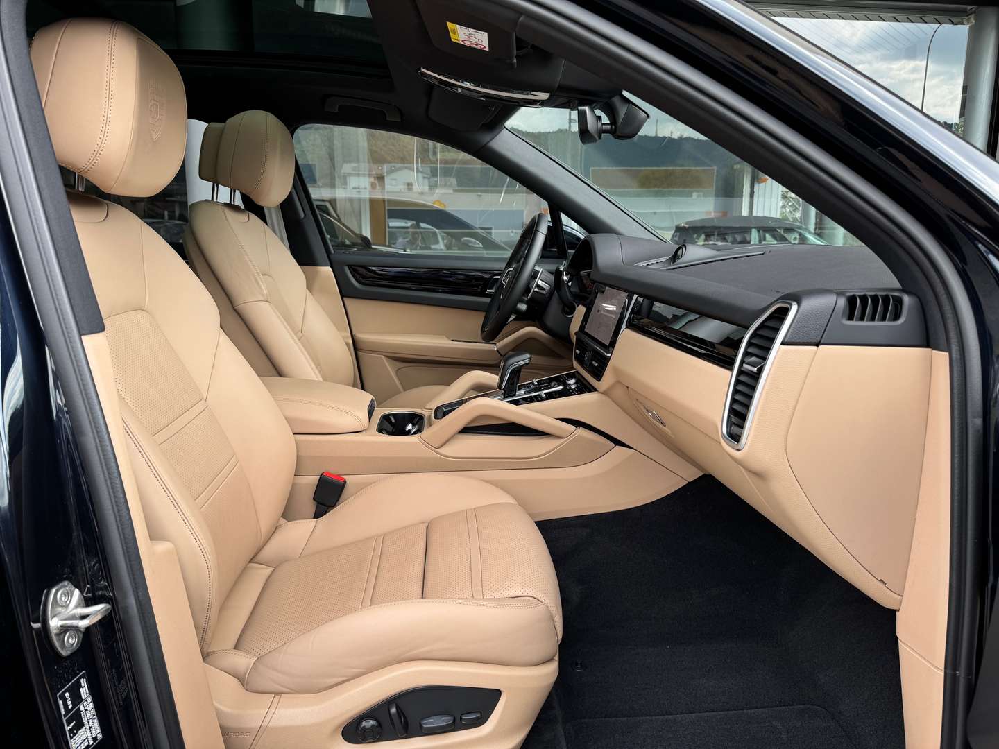 Porsche Cayenne III Platinum Edition E-Hybrid - 2022 - Joinsteer - #8