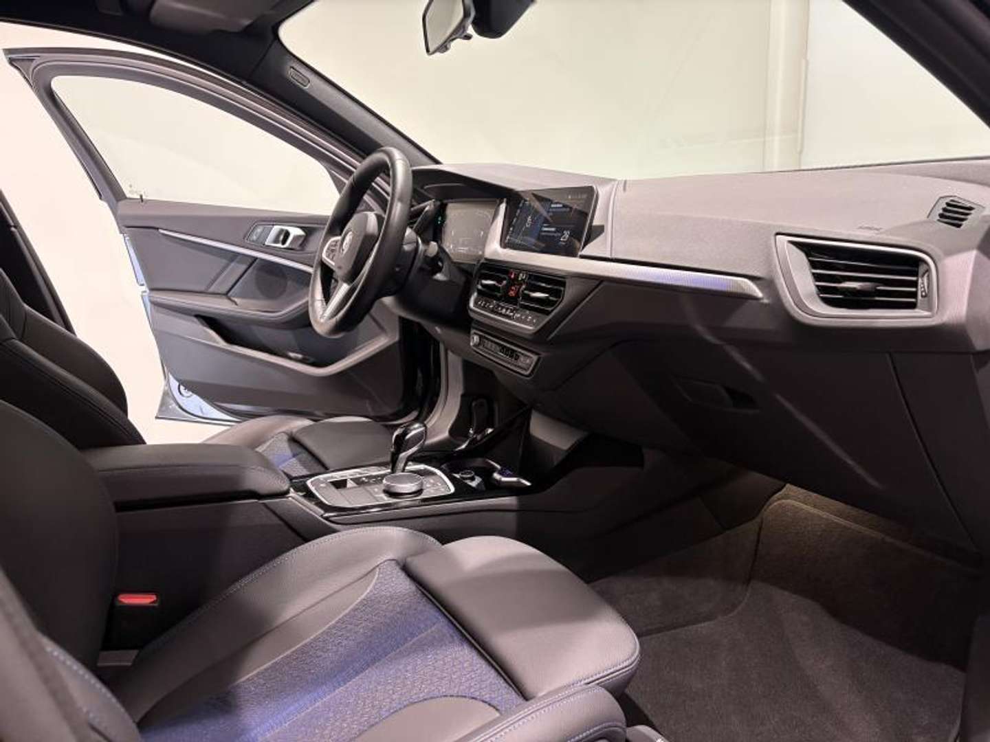 BMW Série 1 Hatch 118 - 2024 - Joinsteer - #14
