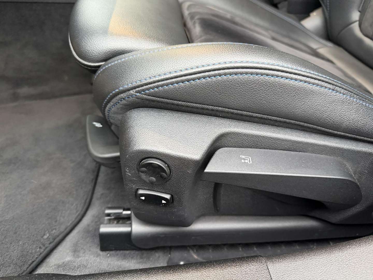 BMW Série 3 M Sport 318i - 2021 - Joinsteer - #9