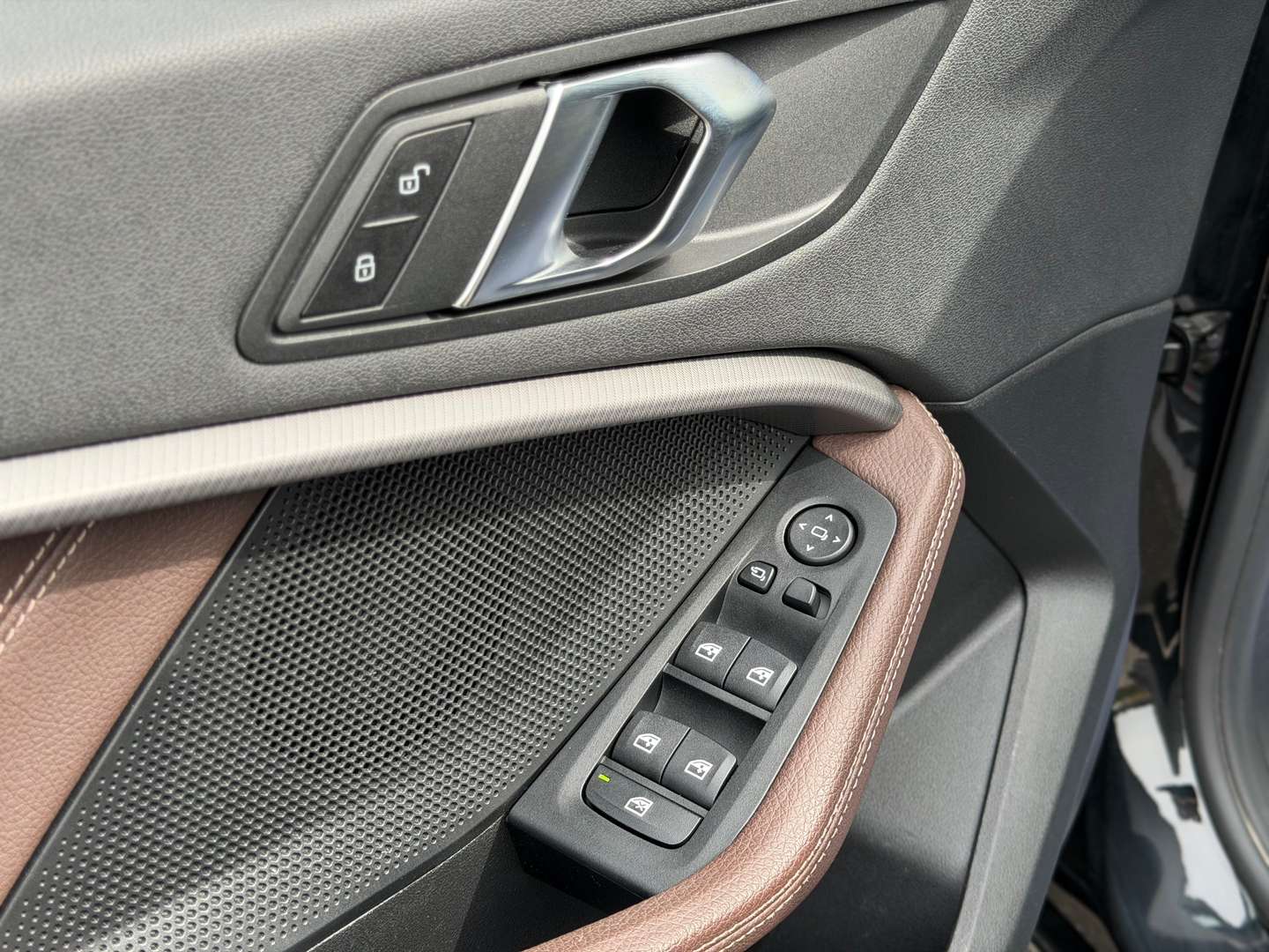 BMW 118i M Sport - 2024 - Joinsteer - #11