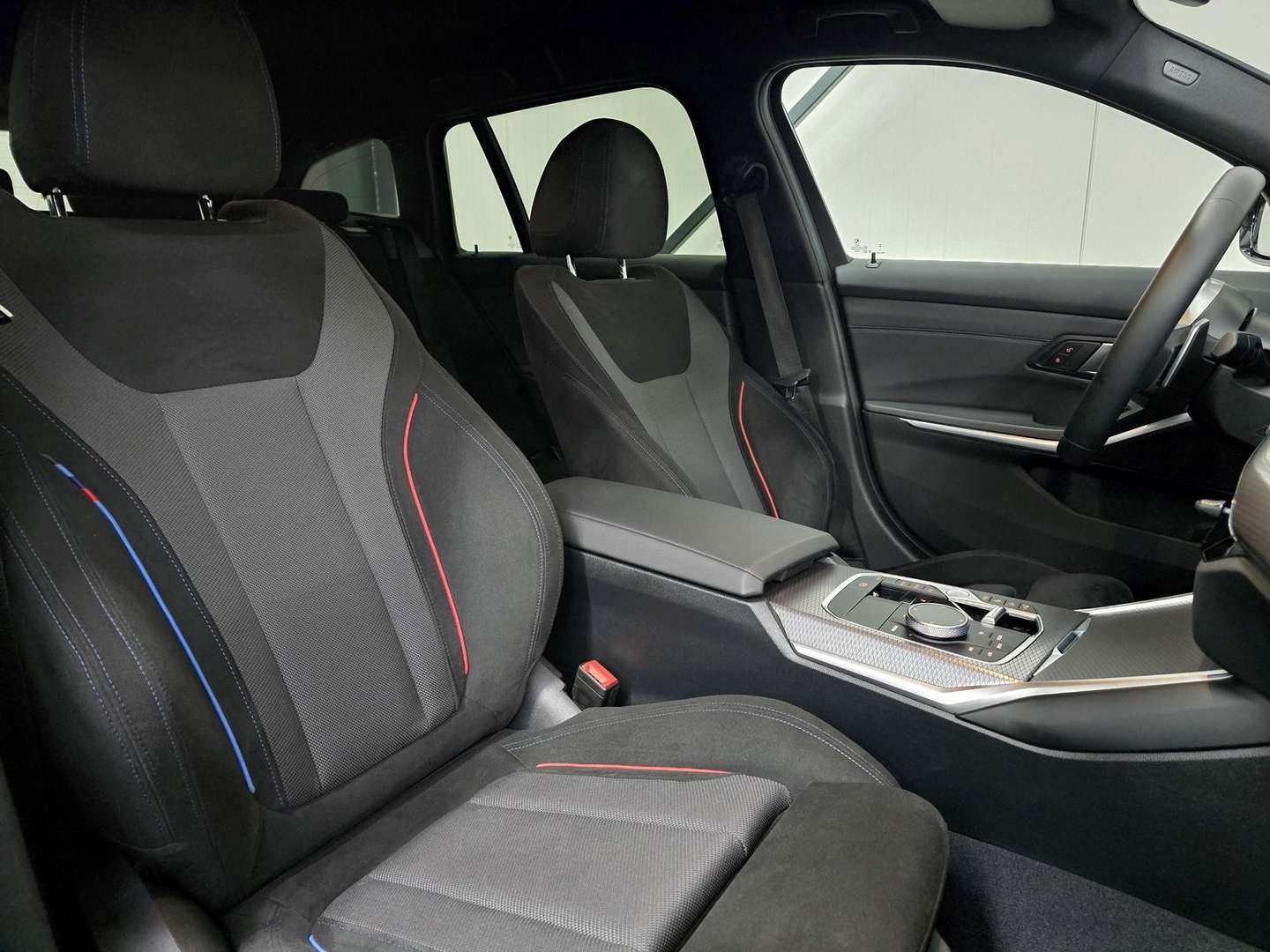 BMW Série 3 M Sport 320i - 2025 - Joinsteer - #15