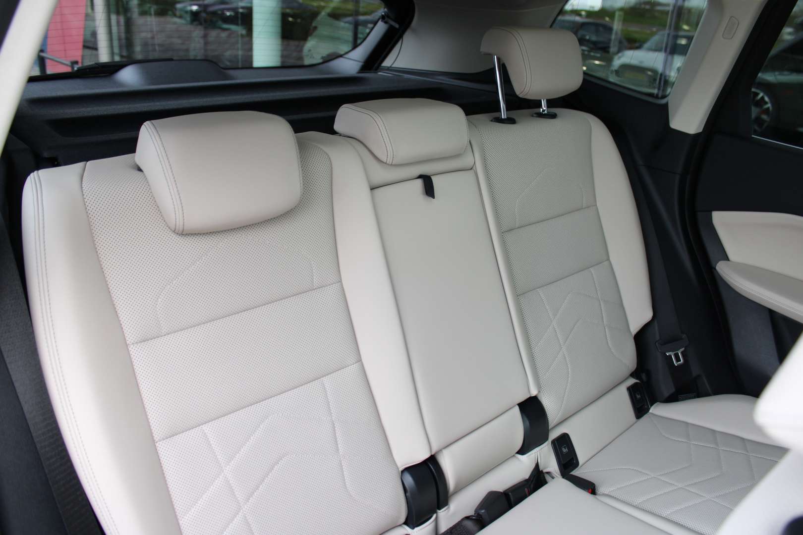 BMW X1 XLine SDrive20i - 2025 - Joinsteer - #36