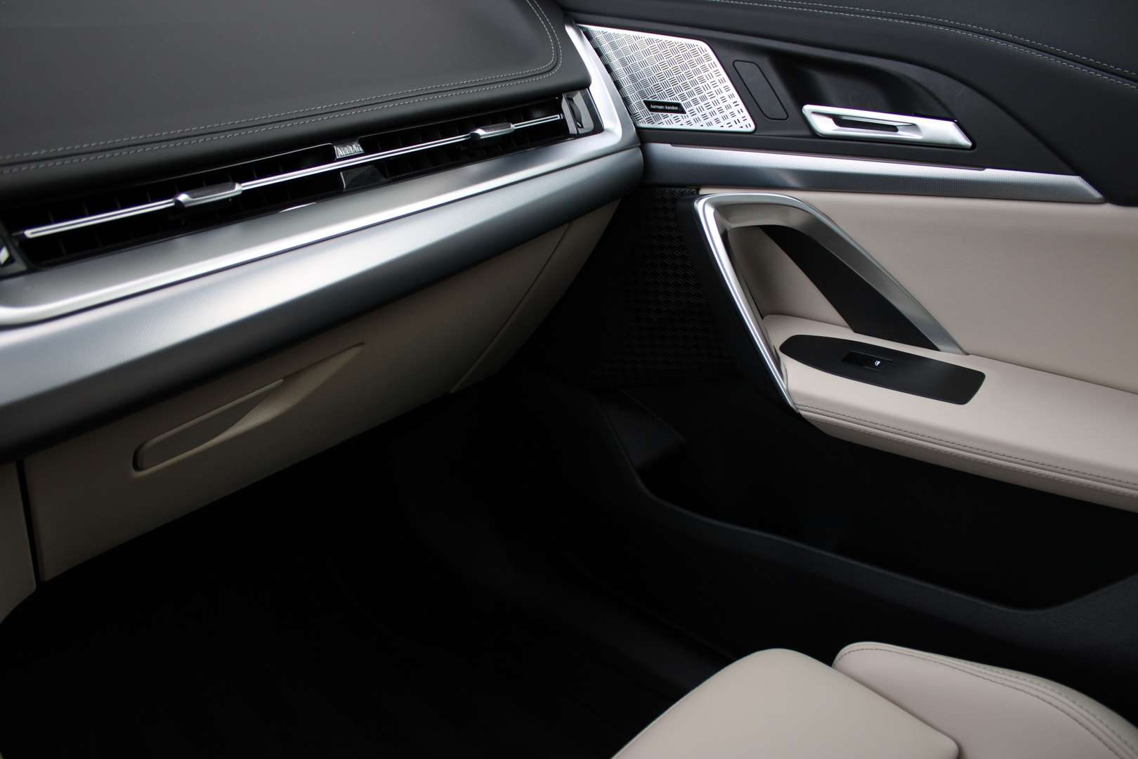 BMW X1 XLine SDrive20i - 2025 - Joinsteer - #39