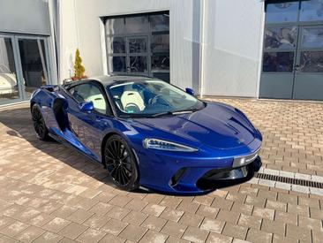 McLaren GT — photo 3