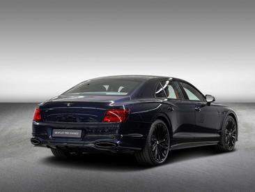 Bentley Flying Spur V8 Speed — photo 4