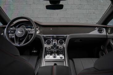 Bentley Continental GT V8 Mulliner — photo 6
