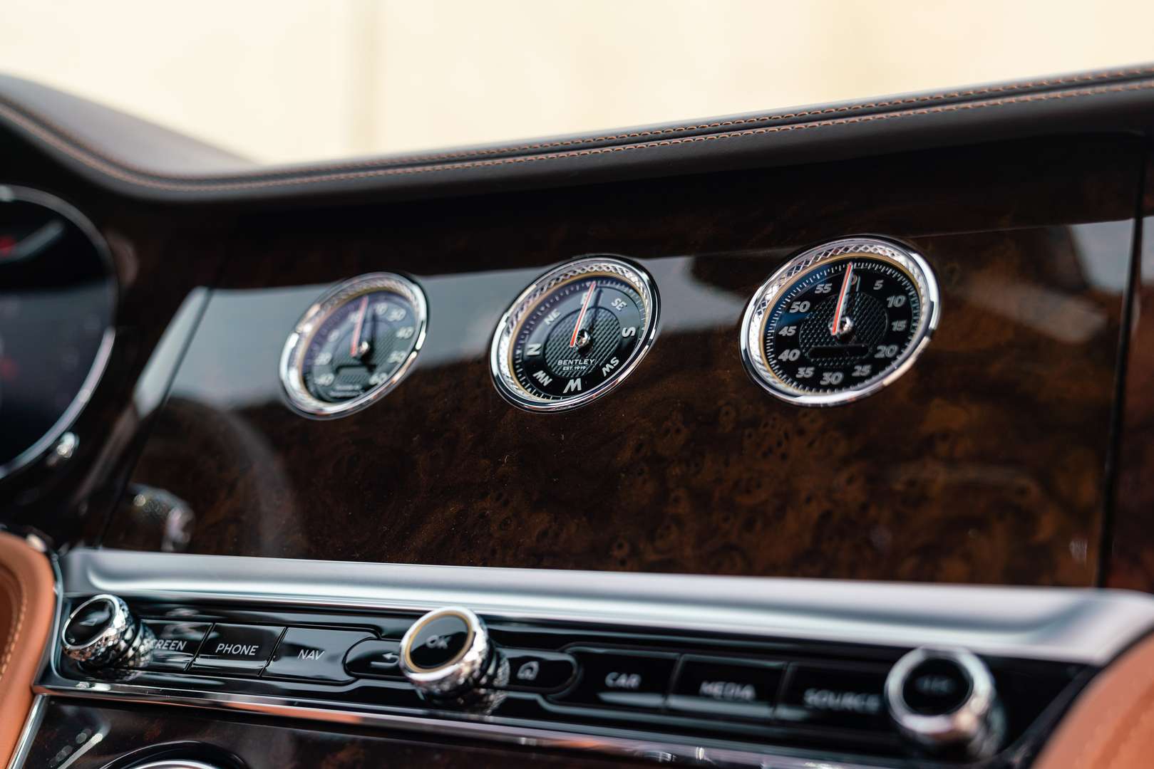 Bentley Continental GTC V8 Mulliner - 2024 - Joinsteer - #12