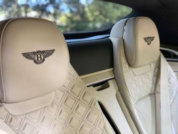 Bentley Continental GTC V8 Mulliner — photo 14