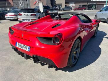 Ferrari 488 — photo 3