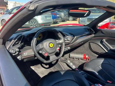 Ferrari 488 — photo 9