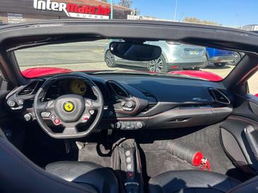 Ferrari 488 — photo 10