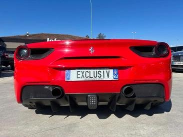 Ferrari 488 — photo 13